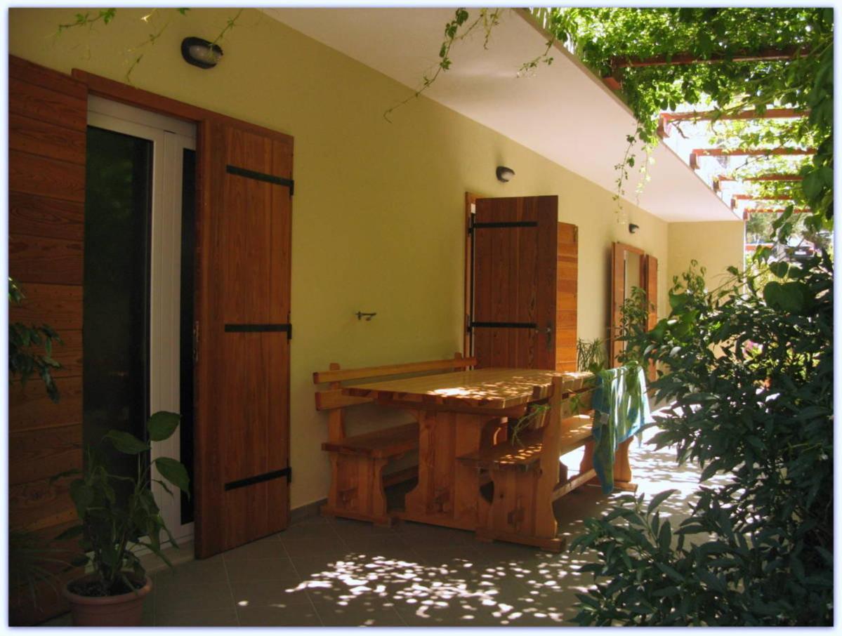 Bubi Hvar Apartments 1 Hvar Town Exterior foto
